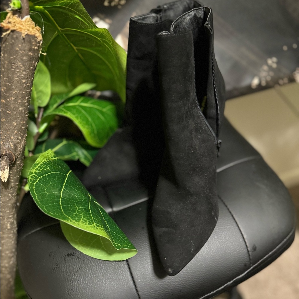 Very sleek and sexy suede women’s heel boots.